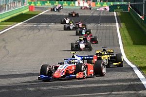 Spa F2: Shwartzman gana una carrera al sprint accidentada