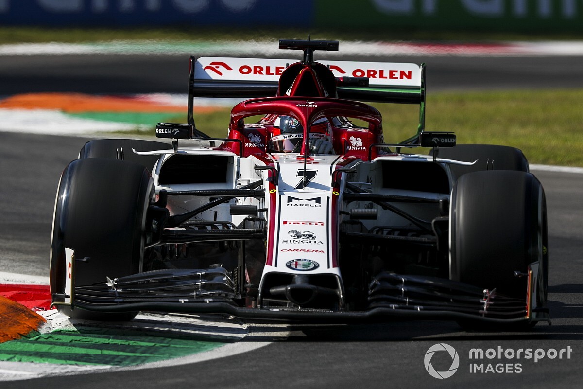 Vasseur hint naar langer verblijf Raikkonen bij Alfa Romeo