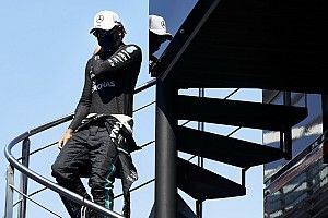 Racesteward: "Hamilton accepteerde straf tijdens Italiaanse GP"