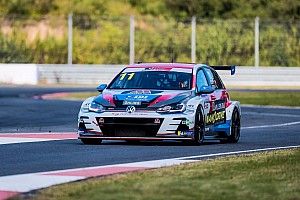 China: Alex Hui e Sunny Wong regalano il successo al TeamWork Motorsport in Gara 3 a Ningbo