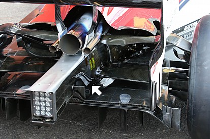 Sauber: tre mini flap per energizzare il flusso d’aria sul diffusore posteriore