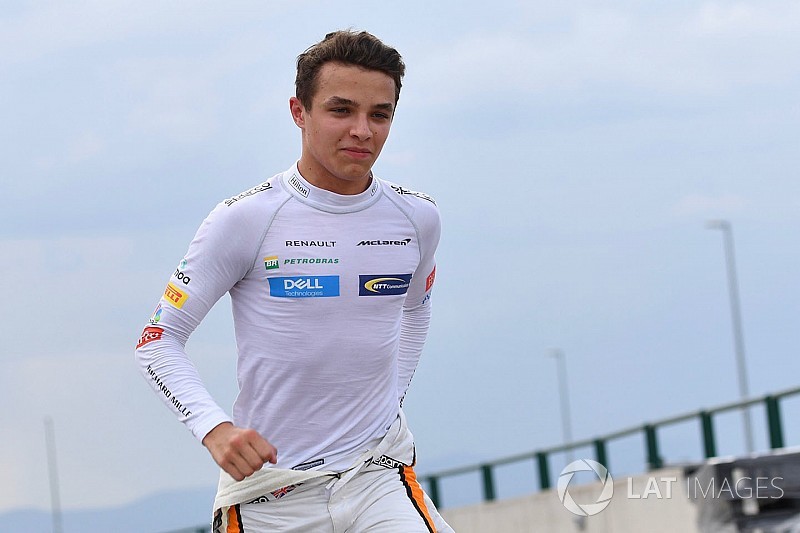 Azt pletykálják, hogy Lando Norris veszi át Vandoorne helyét a Belga Nagydíjtól