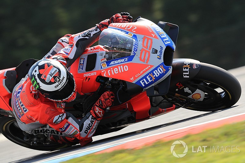 Lorenzo: "Sono migliorato molto nella gestione gomme. Ho cambiato piccole cose nello stile di guida"