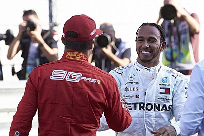 Leclerc Vs. Hamilton Q3-as köre Szocsiból: ennyivel jobb a Ferrari (videó)
