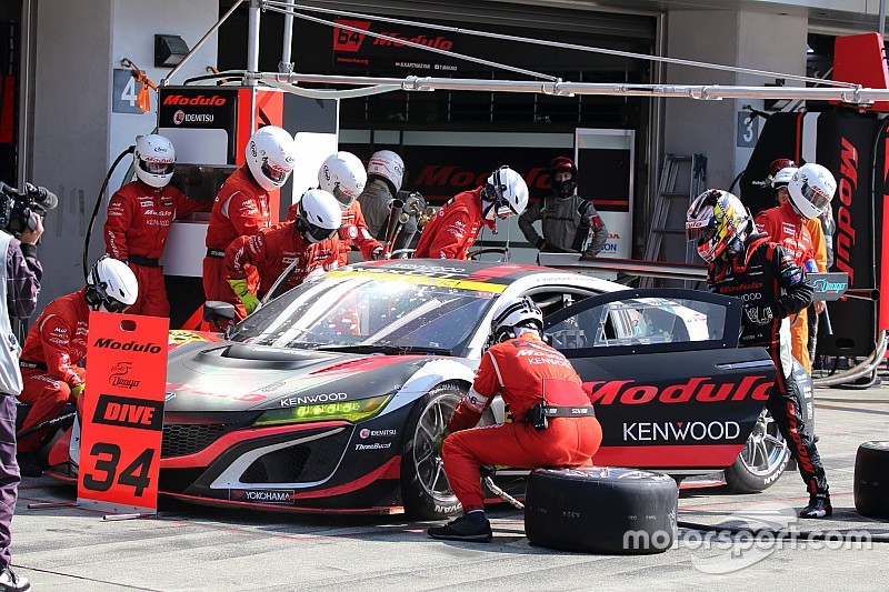 34号車NSX GT3、今季初表彰台も大津弘樹「嬉しさ半分、悔しさ半分」