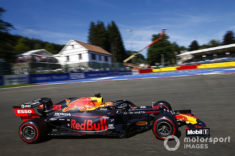 Verstappen no ve a Red Bull en lucha con Ferrari