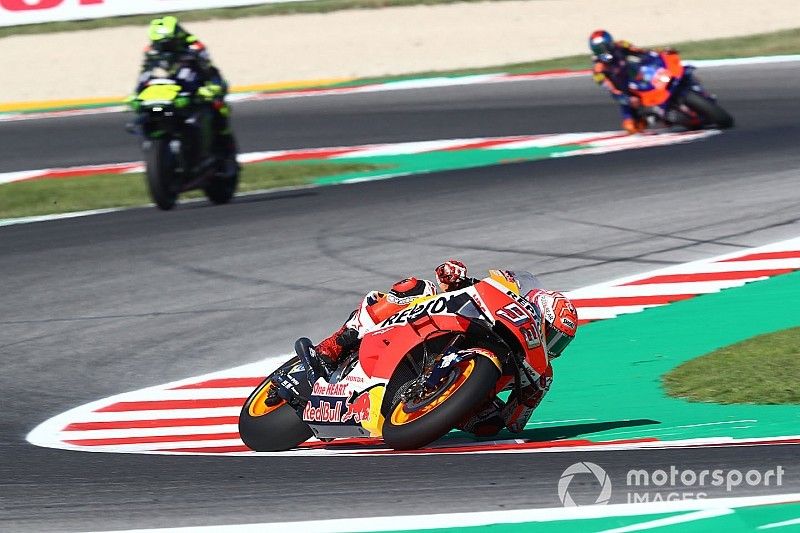 Márquez: "Hay que preguntar a Rossi cuál era su intención"