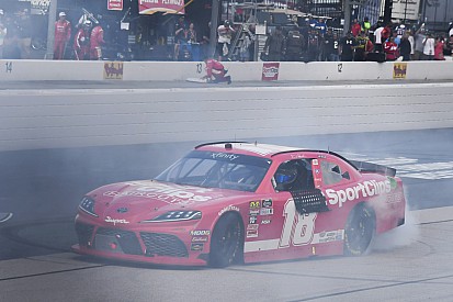 Hamlin disqualified from Darlington Xfinity race, Custer wins