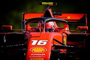 Leclerc lidera la FP3 y Hamiton choca