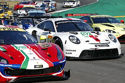 Calado: "Porsche resta il riferimento, la Ferrari però migliora"