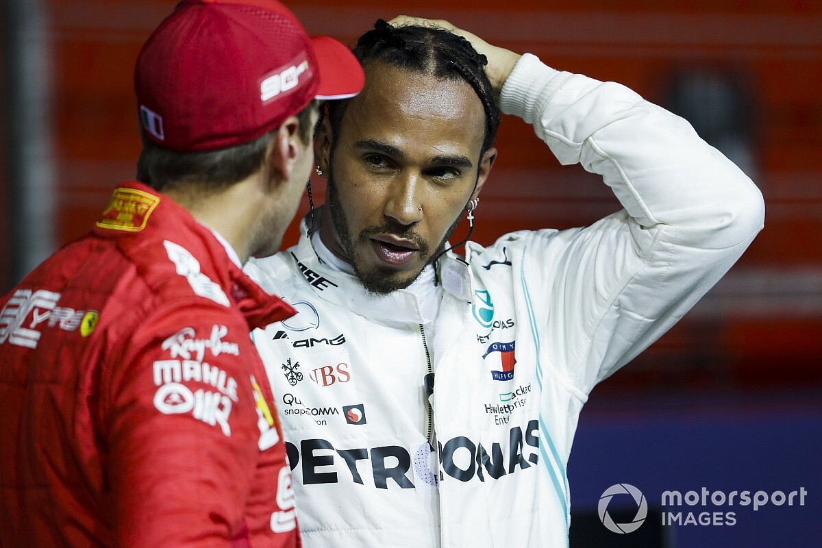 Хэмилтон не поверил в чудесные обновления Ferrari