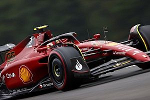 Sainz hereda la pole de Verstappen en Spa y Alonso es 3º