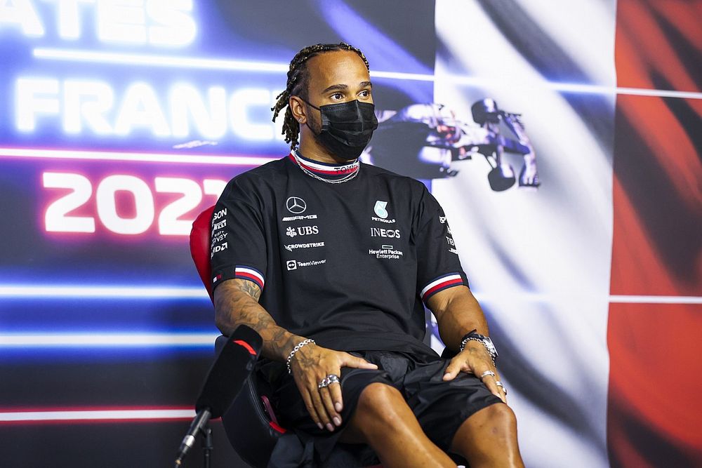 Hamilton: Za wcześnie na tłumy na trybunach