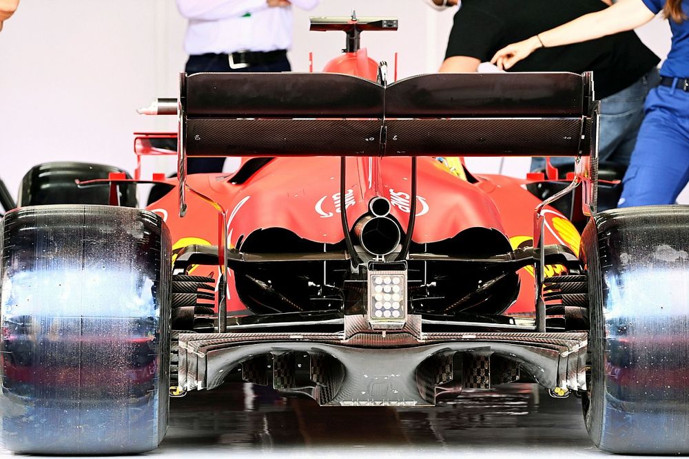 Ferrari хочет перехода Ф1 на 4-цилиндровые моторы. Renault против