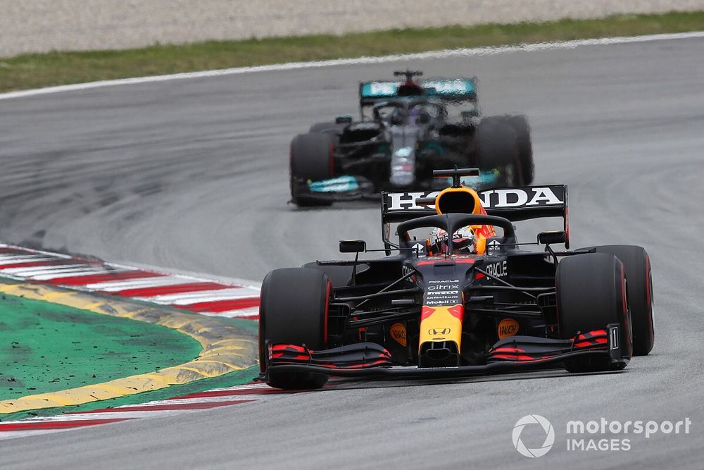 Verstappen : "J'étais impuissant" face à Hamilton