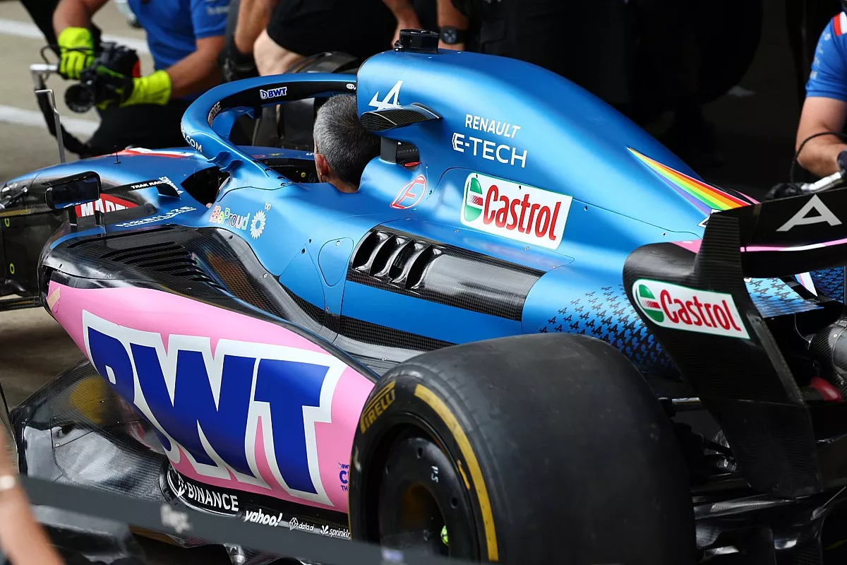 alpine-a522-sidepods-detail-1.webp