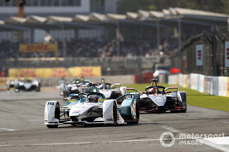 A versenyzői panaszok ellenére kitart az új szabályok mellett a Formula E