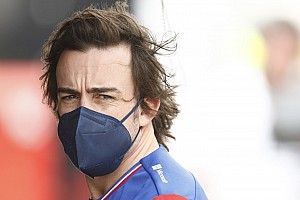 Alonso: "Con 23 gare bisognerà gestire le energie"