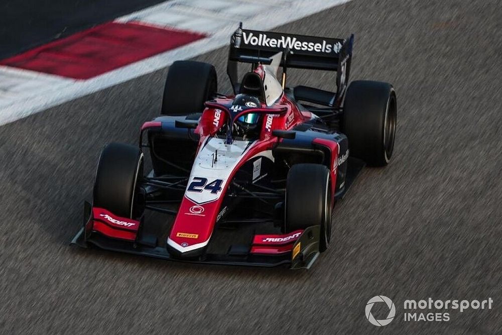 Interview: Viscaal wil 'positief verrassen' bij F2-debuut in Bahrein