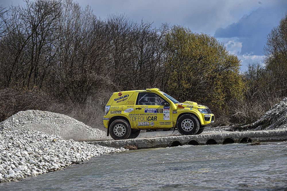 Suzuki in Sardegna alla conquista della Baja del Vermentino