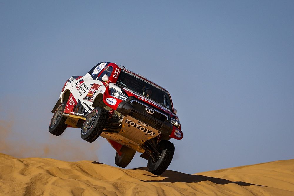 #304 Toyota Gazoo Racing: Giniel De Villiers, Alex Haro