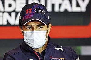 Pérez: sería fácil perder el camino en mi adaptación con el RB16B