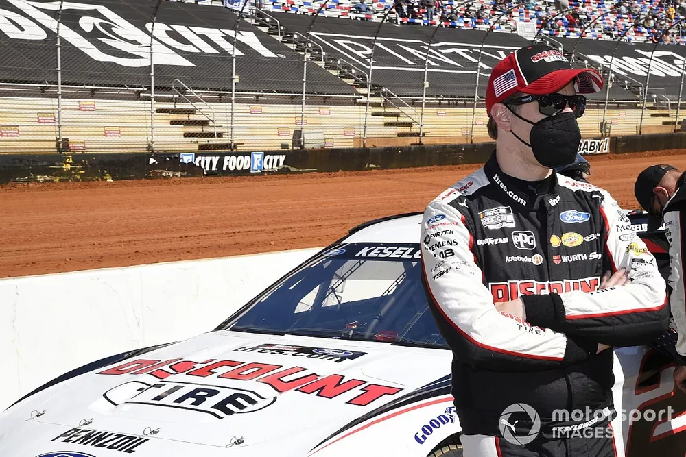 Brad Keselowski, Team Penske, Ford Mustang Discount Tire