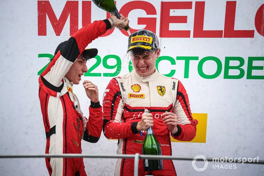 	
#73 Thomas Fleming, HR Owen - FF Corse e #19 Eliseo Donno, Radicci Automobili  
