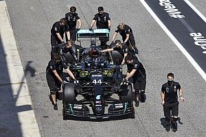 Mercedes F1 team member tests positive for COVID-19