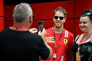 Chefe da Renault não descarta Vettel, mas quer piloto do futuro para equipe