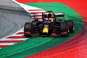 Verstappen: "Gat met Mercedes is groot, maar nog geen drama"