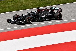 Hamilton di nuovo dai commissari: Red Bull chiede revisione