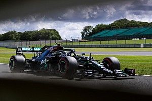 Decepcionado após perder pole, Bottas acredita que tem chance de vencer amanhã