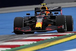 Albon furioso con Hamilton: "Potevo vincere!"