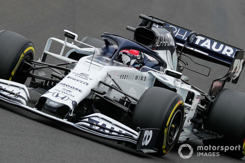 Kvyat: "Aracın davranışlarından hiç memnun değilim"
