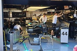 Mercedes discovers hydraulic leak on Hamilton's car