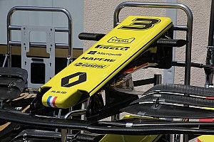 Renault: il muso della R.S.19 mette il mantello a forma di manta