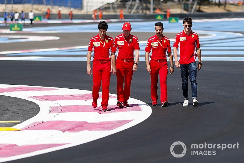 Leclerc: „Amíg van matematikai esély, a Ferrari nem adja fel”