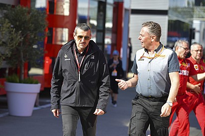 В Pirelli ответили на упреки со стороны Haas недоумением