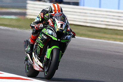 SBK, Misano: Rea stratosferico conquista la Superpole, attardato Bautista