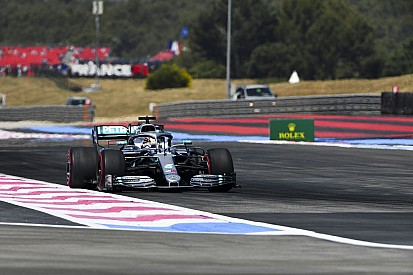 Comissários não punem Hamilton após incidente com Verstappen no TL2