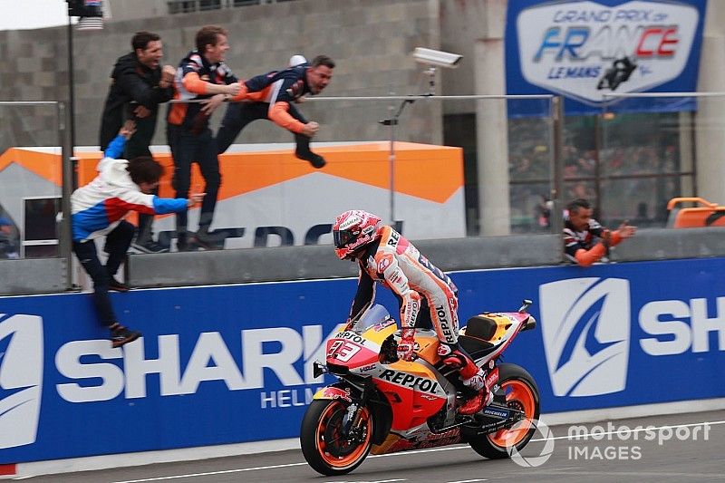 Trabajadísimo triunfo de Márquez en Le Mans