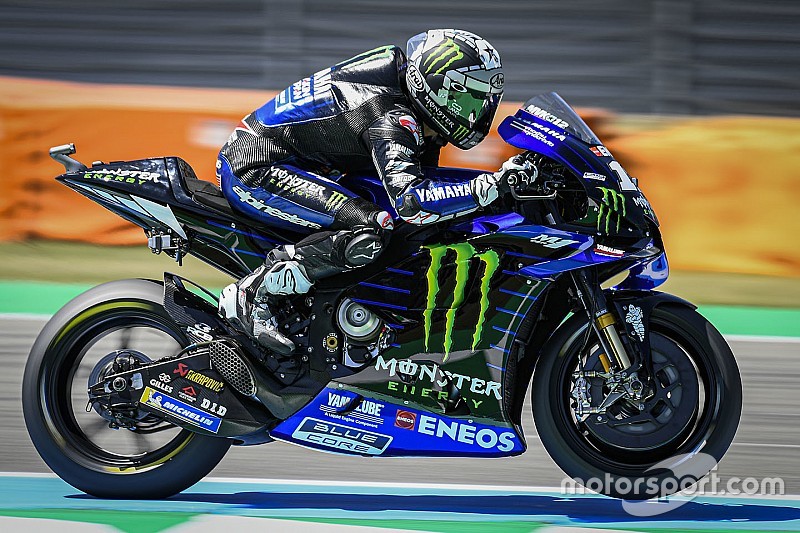 Vinales nagy csatában verte Marquezt Assenben, Rossi ismét bukott