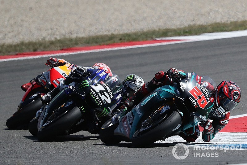 Viñales: “Me gustaría tener un uno contra uno con Quartararo"