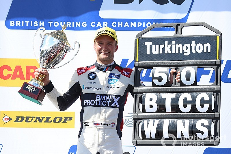 Oulton Park BTCC: Turkington eases to 50th career win
