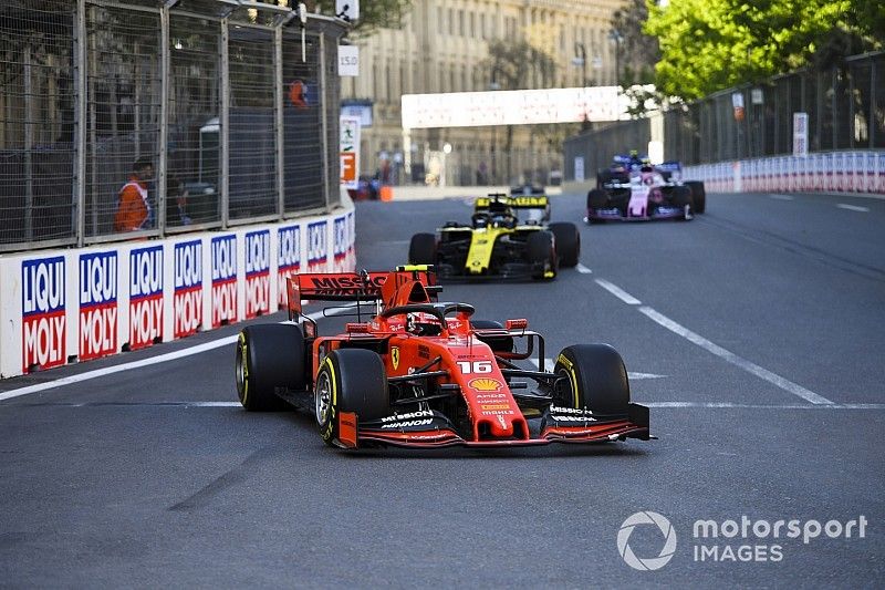 Leclerc diz que gostaria de ter antecipado parada, mas absolve Ferrari: “havia uma razão para continuar”