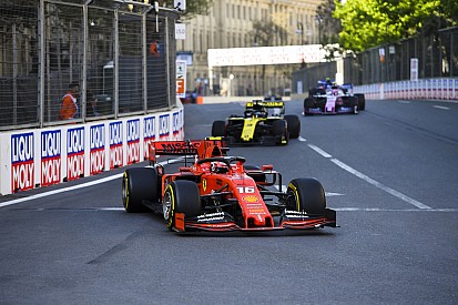Leclerc diz que gostaria de ter antecipado parada, mas absolve Ferrari: “havia uma razão para continuar”