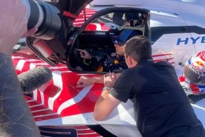 Vídeo: Verstappen prueba un coche de la IMSA en Las Vegas