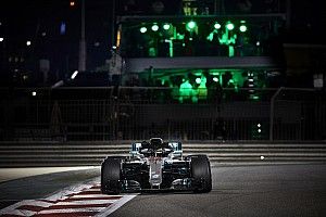 Hamilton se luce a una vuelta en Abu Dhabi: 11ª pole de 2018