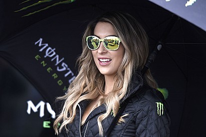 A MotoGP Ausztrál Nagydíjának legszebb rajtrácslányai
